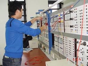 濟南學華教育 技術驅動下的創(chuàng)新與發(fā)展